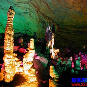 喜樂J線：張家界、鳳凰古城、天子山、猛洞河漂流、芙蓉鎮(zhèn)三晚四日游