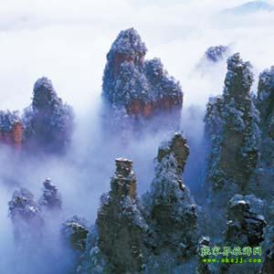 單獨(dú)成團(tuán)H線：張家界、天子山、寶峰湖、天門(mén)山、鳳凰古城純玩四晚五日游